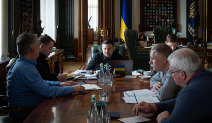 Zelensky and Fitzo at negotiations