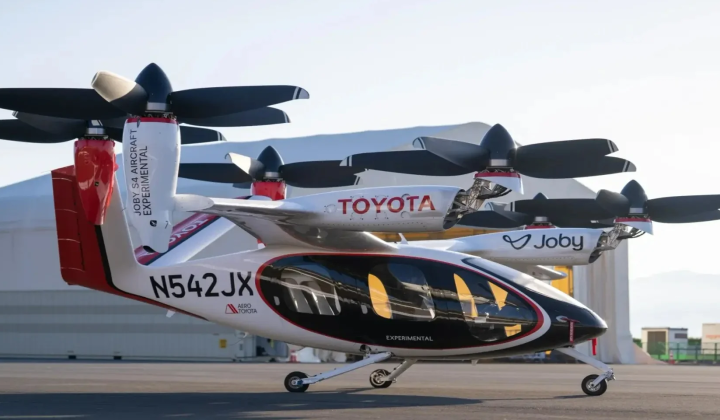 Electric air taxi produced by Toyota and Joby Aviation