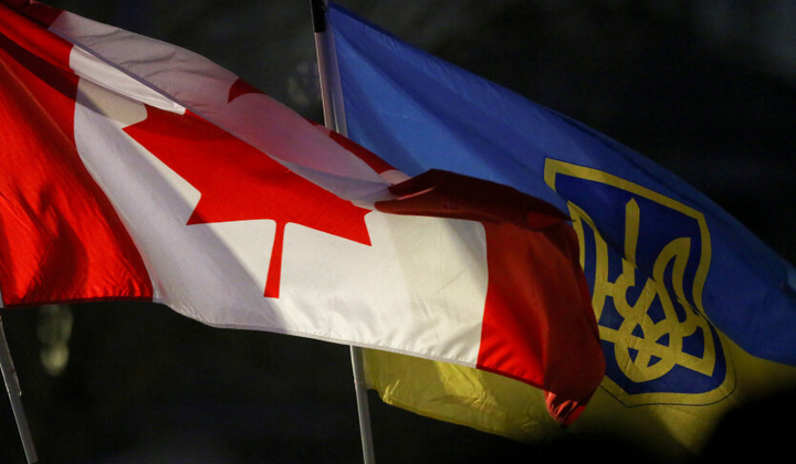 Логотип України та прапори Канади