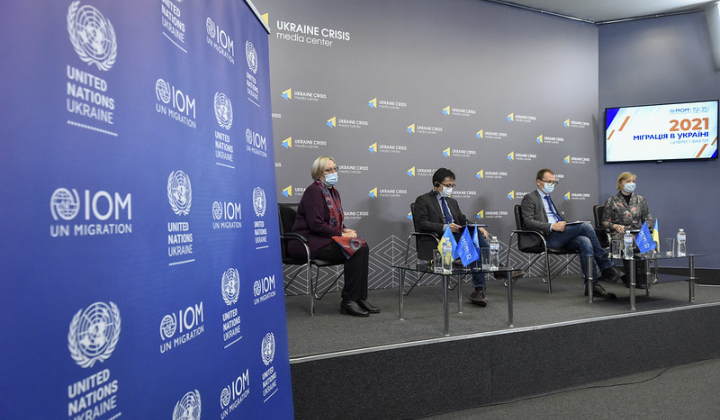 Проблеми працевлаштування українців за кордоном