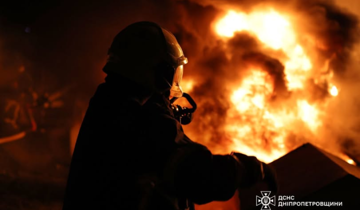 Фото рятувальників на місці бойових дій