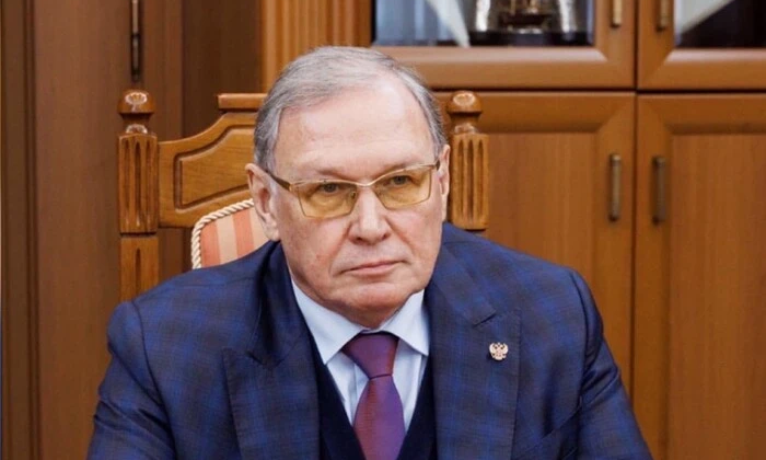 Посол РФ у відклику через паспорти