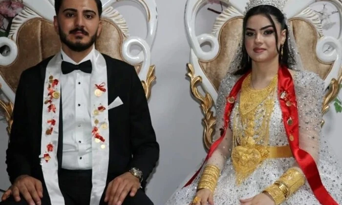 Турки святкують 'напіввесілля' на берегу моря