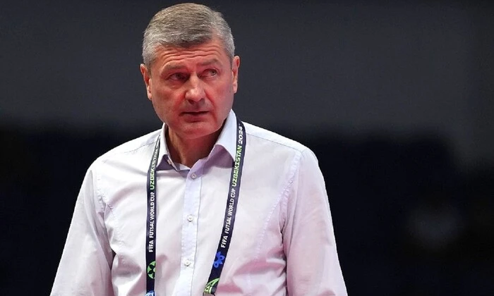 Тренер збірної України з футзалу радіє перемозі над Литвою