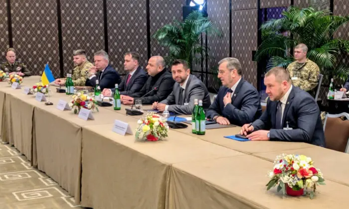 Ukrainian delegation in Geneva divided