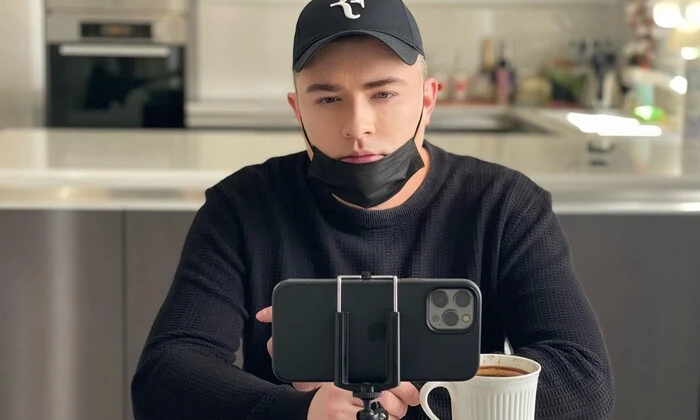 Данилко отримує вітання від зірок