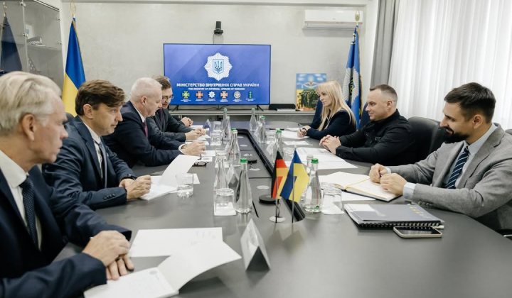 Патрулюючи зимові області на МВС