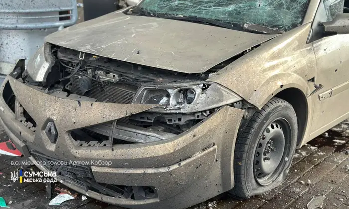 Автозаправочная станция после нападения оккупантов