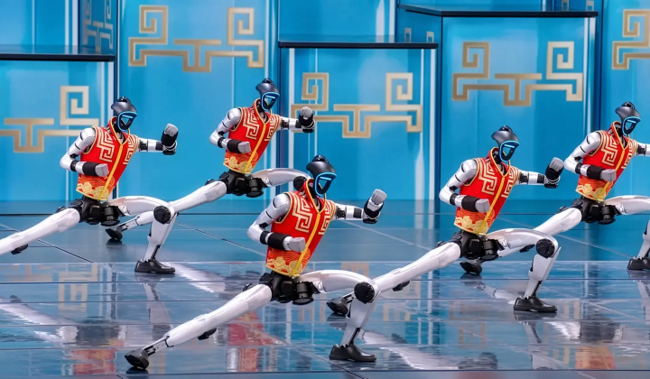 Chinese humanoid robot with patents in the background