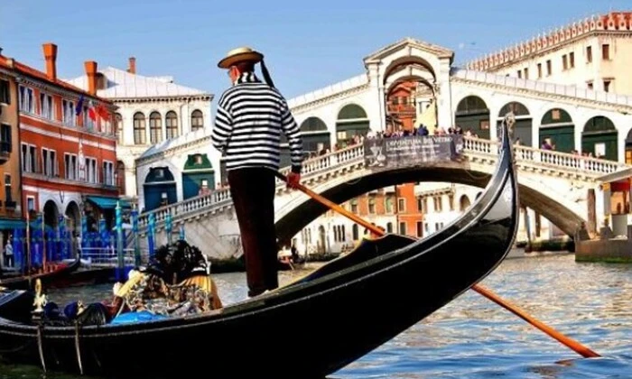 Венеція - місто каналів та путівників
