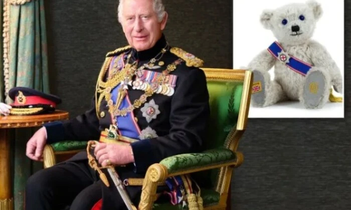 Король Чарльз III продає іграшки