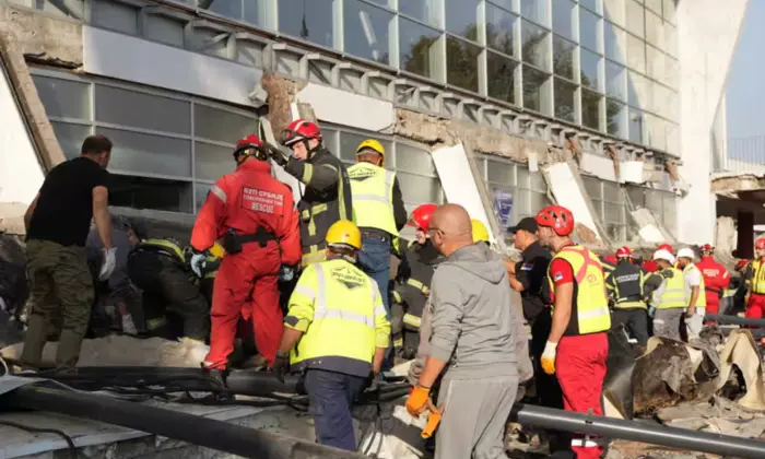Постраждалий внаслідок обвалу даху