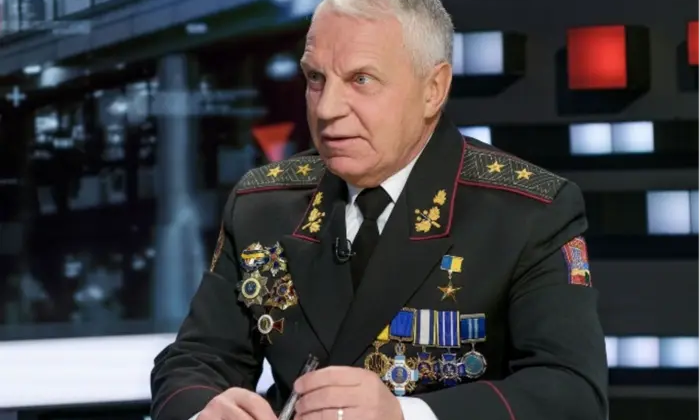 Три українці за забороною в'їзду