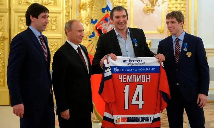Сборная России по хоккею выбыла из ЧМ-2026