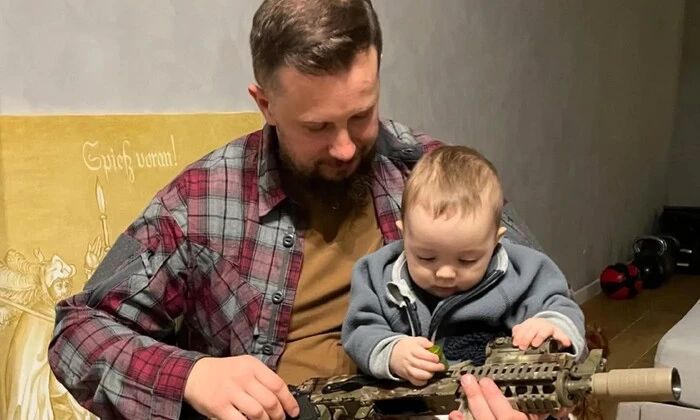 Білецький виховує сина