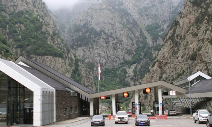 Украинцы удерживаются в подвале у границы