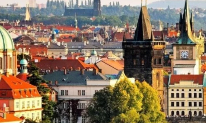 Изображение Праги с высшего угла