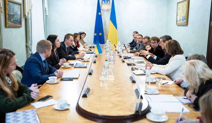 Купівля та продаж активів держбанків