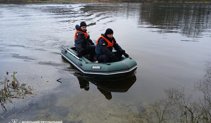 Водолази очищують водойми на Сумщині