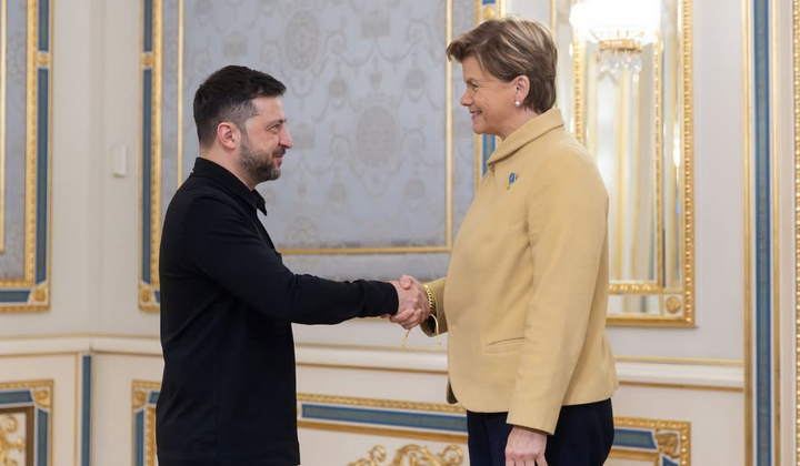 12 тисяч дронів для України