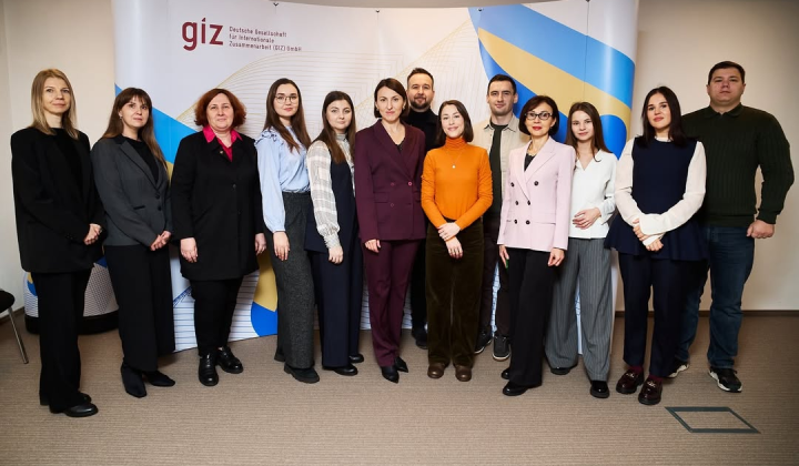 Мінсоцполітики та GIZ запускають проєкт YOUA: допомога українцям у поверненні додому