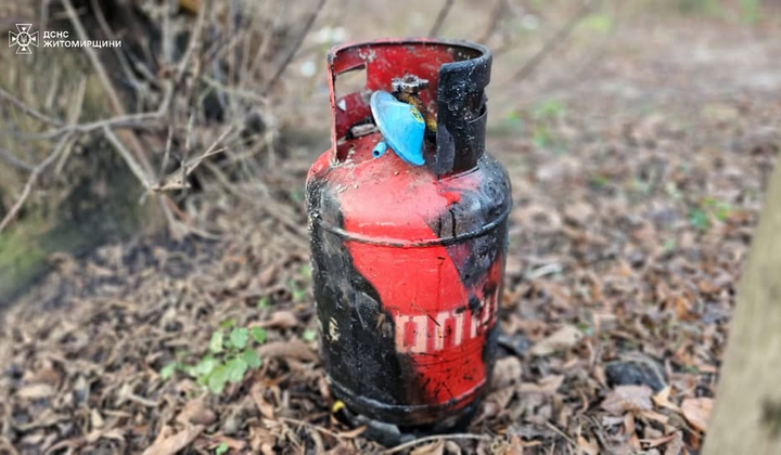 Man escapes through the window due to gas leak