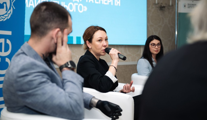 Гроші для центрів життєстійкості: вплив на громади