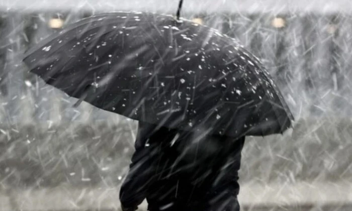 мокрый снег 11.04. Украина