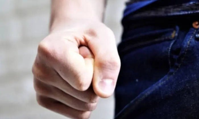 Підлітки нападають на 15-річного хлопця