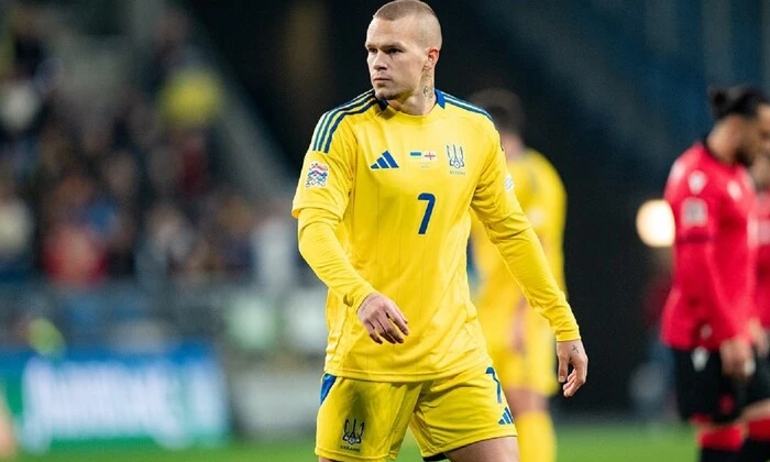 Британський сайт вибачився перед Мудриком