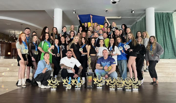Українські спортсмени з 12 золотими медалями