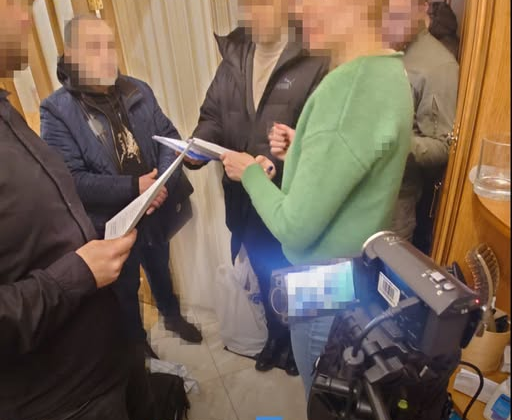 Нардепка у вигляді схеми передає кошти