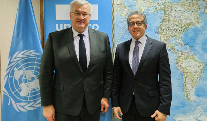 Meeting of the head of UNESCO with Sybiga in Paris