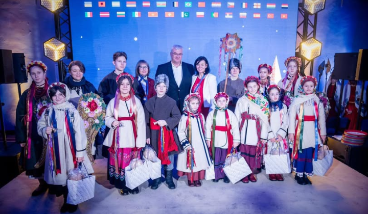 Благодійний ярмарок для підтримки військових у Києві