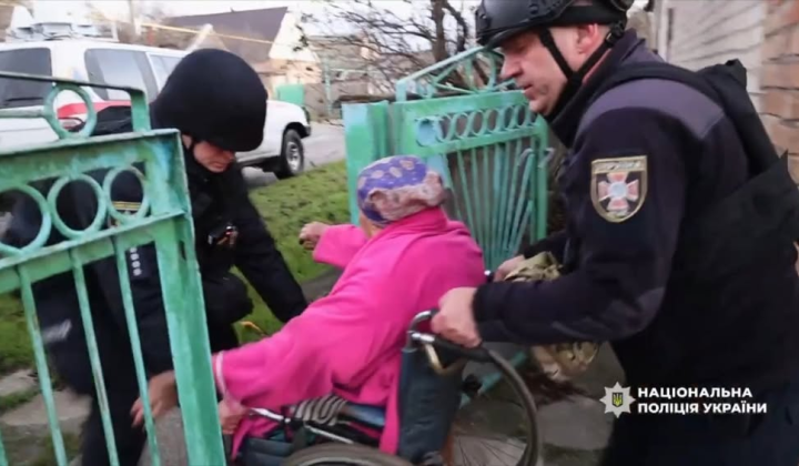 Evacuation of an 86-year-old woman from a frontline village