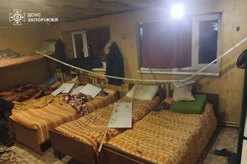 Пожежники внаслідок нападу росіян на Запоріжжі