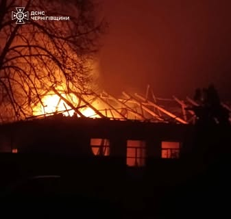 Постраждалий через падіння російського дрона в Носівці