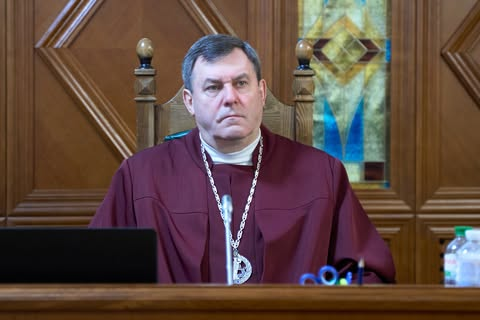 Суд переходить до закритої частини засідання у справі Мошинської