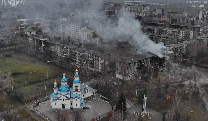 Зруйноване місто Костянтинівка з висоти