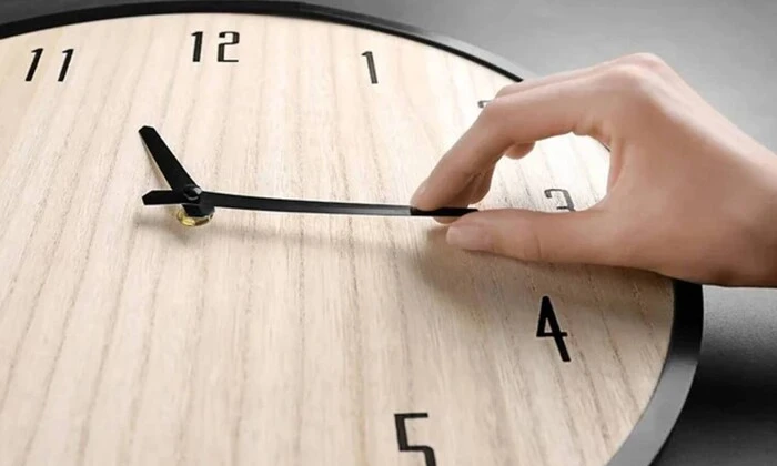 Переведення годинників на літній час