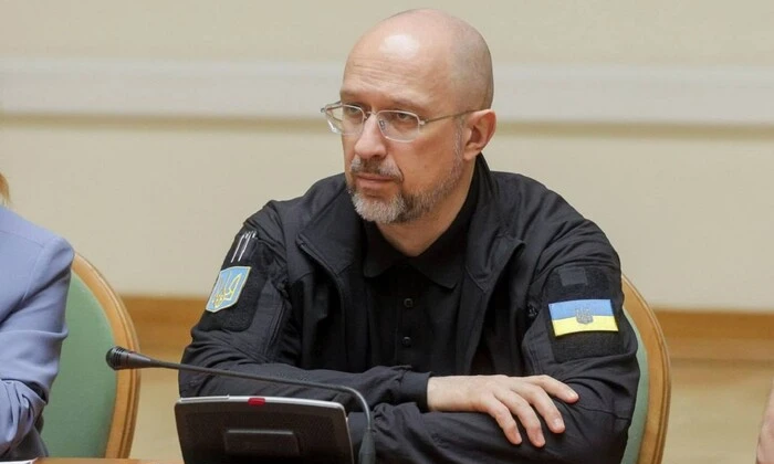 Місця для поховань на кладовищі