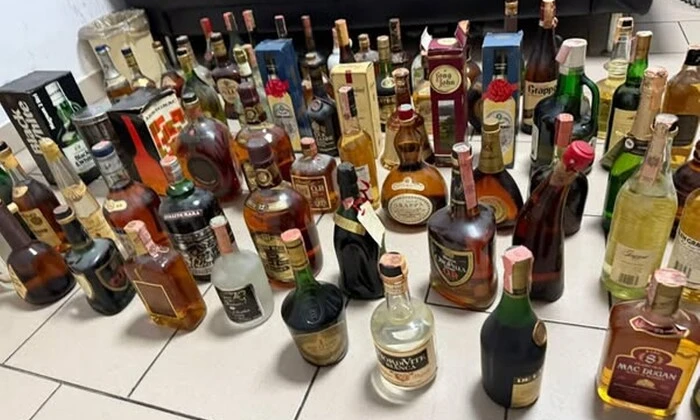 Мужчина с грузом элитного алкоголя на границе