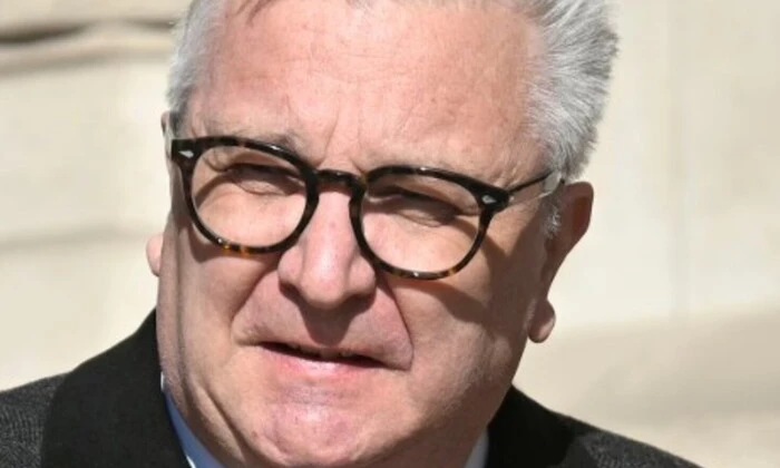 Бельгійський принц приймає позашлюбного сина