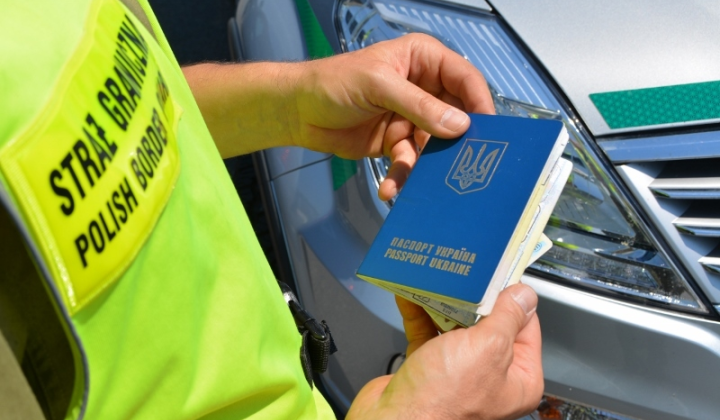 Ukrainian woman with fake stamps at the border