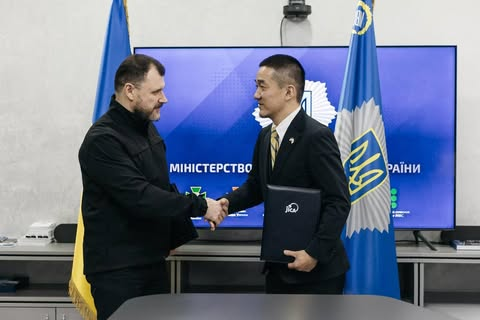Японія виділяє 4 мільярди єн Україні