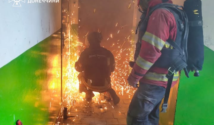 Fire in 9-storey building in Druzhkivka