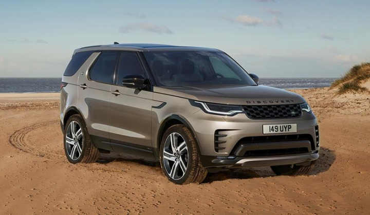 Премиум кроссоверы Land Rover Discovery и Audi Q7