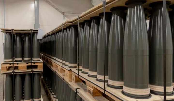 Министерство обороны Великобритании определило планы на увеличение производства взрывчатки и 155-мм снарядов