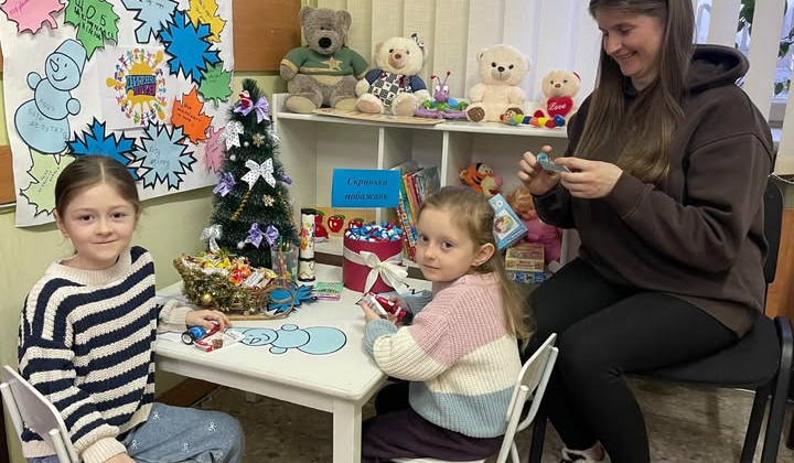 Ровенская миграционная служба с огнем