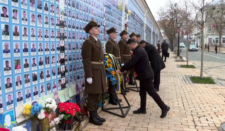 Зеленський та Португалія вшановують померлих воїнів
